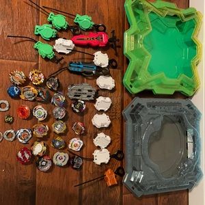 Beyblade Burst  with 2 area w 20 Speedstorm tops